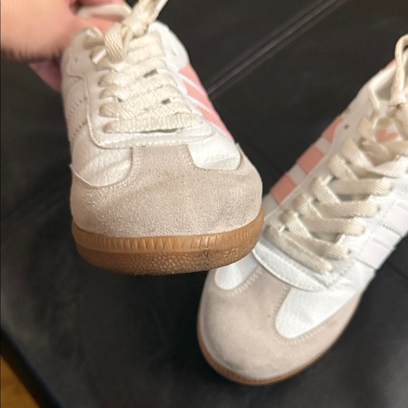 Adidas Samba Women's Pink and Cream - Picture 6 of 13